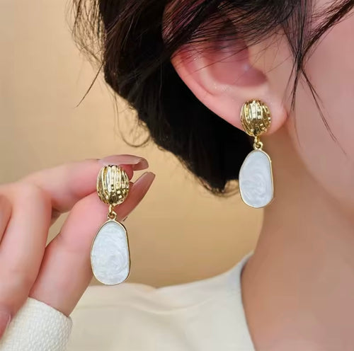 Vintage Pearl Earrings
