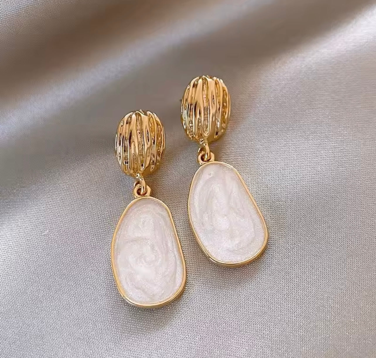 Vintage Pearl Earrings